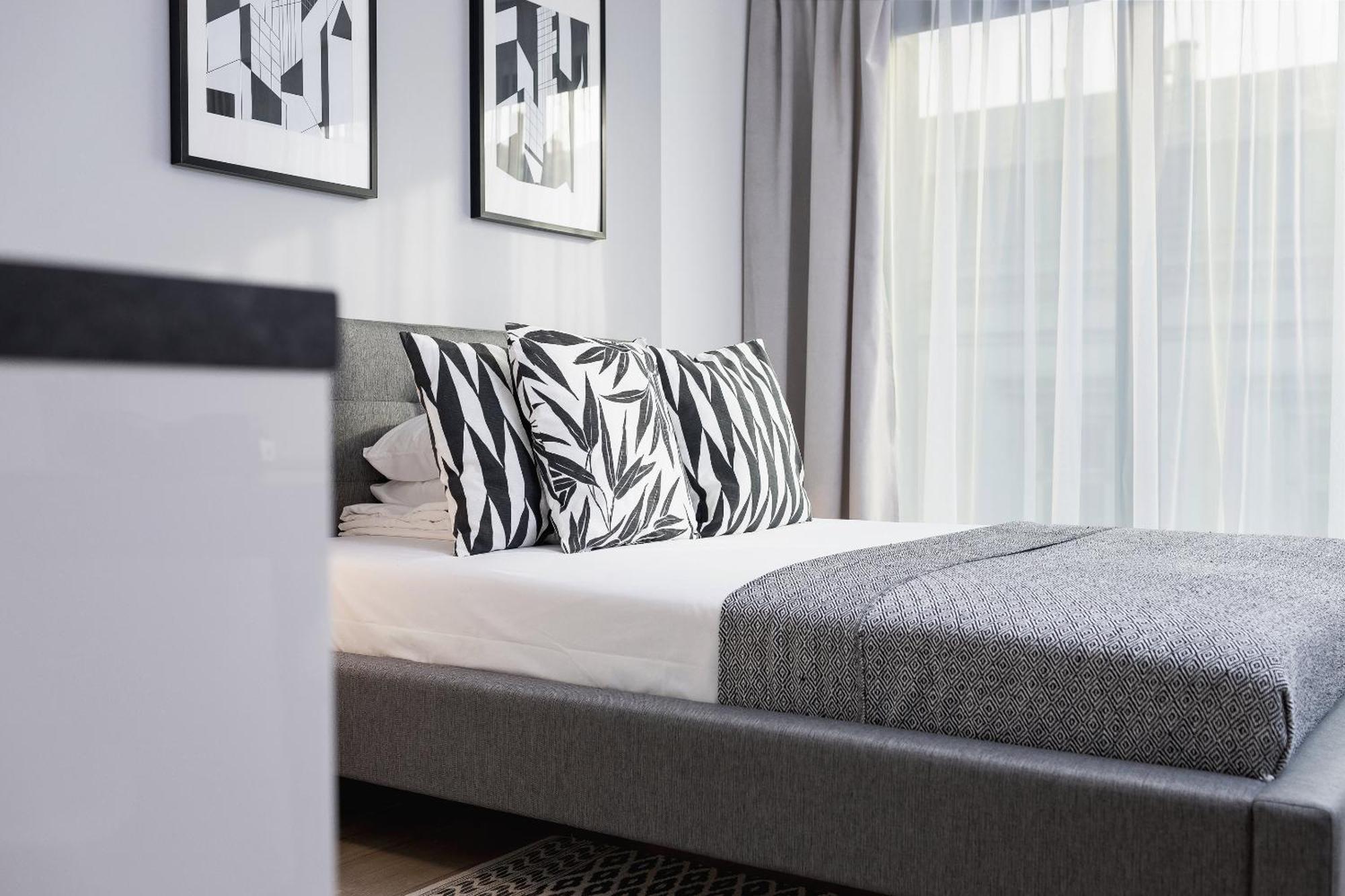 Apartment For Two - Pilsudskiego 1 Street คราคูฟ ภายนอก รูปภาพ