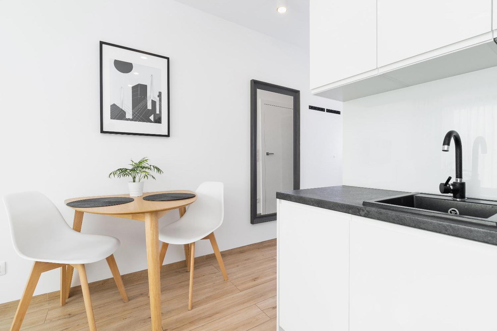 Apartment For Two - Pilsudskiego 1 Street คราคูฟ ภายนอก รูปภาพ