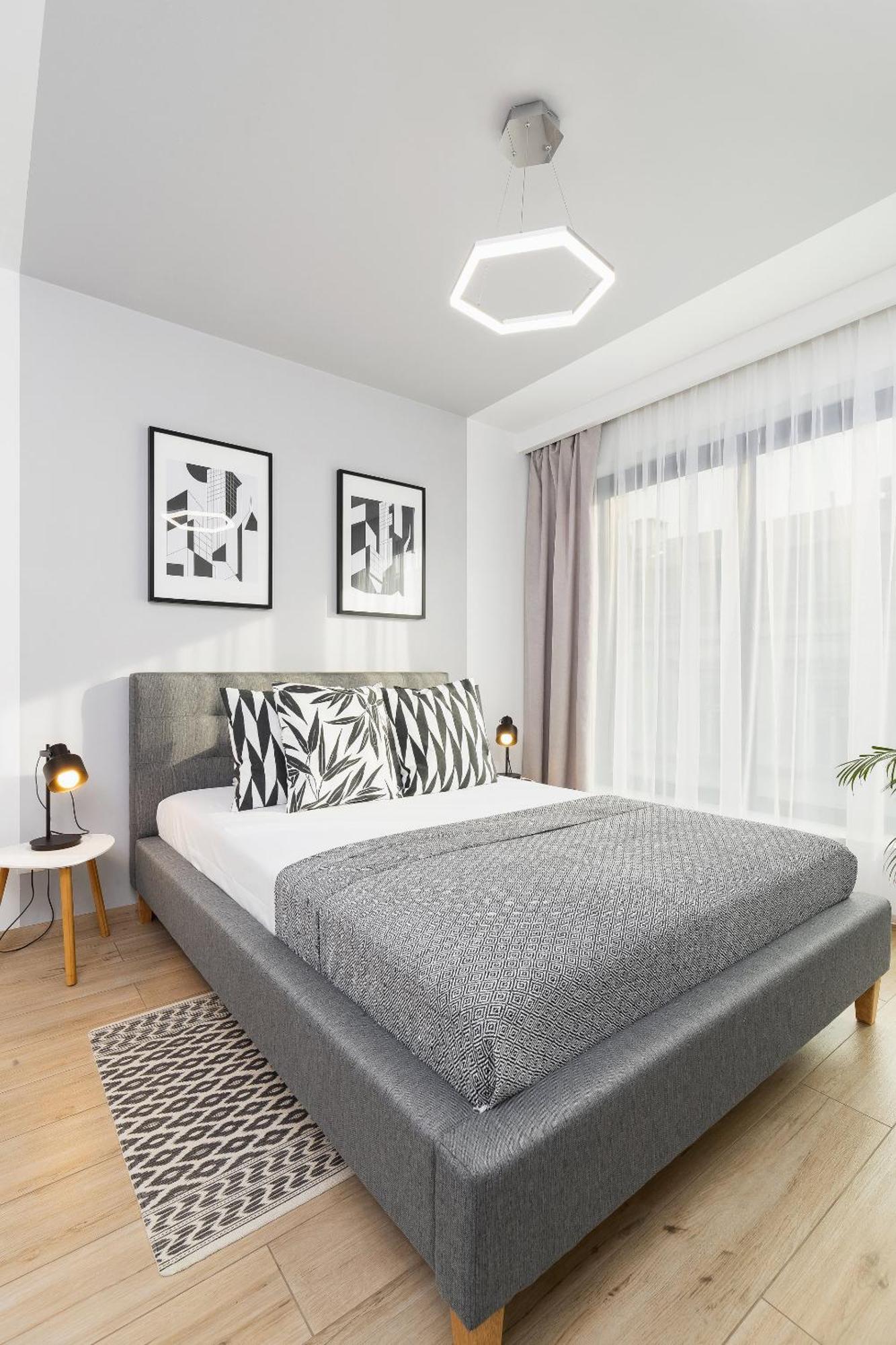 Apartment For Two - Pilsudskiego 1 Street คราคูฟ ภายนอก รูปภาพ